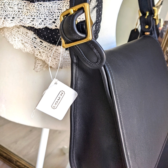 ******SOLD*****NWT Coach Patricia Legacy Flap Crossbody Shoulder Bag Black. - Picture 4 of 13
